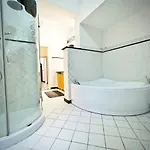 Dimora Di Famagosta Centro - Genovabnb It Apartman