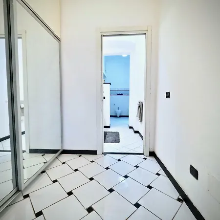 Apartment Dimora Di Famagosta Centro - Genovabnb It Genoa
