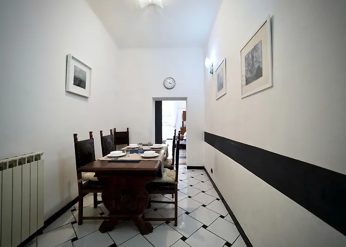 Lägenhet Dimora Di Famagosta Centro - Genovabnb It Genua