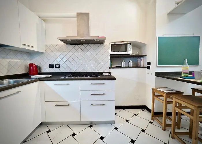 Dimora Di Famagosta Centro - Genovabnb It Lägenhet Genua