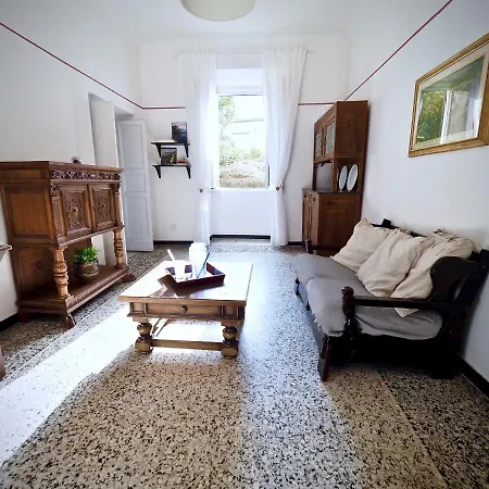 Dimora Di Famagosta Centro - Genovabnb It Генуя