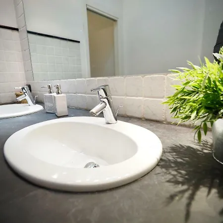 Апартаменты Dimora Di Famagosta Centro - Genovabnb It