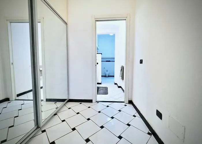 Apartament Dimora Di Famagosta Centro - Genovabnb It Genua