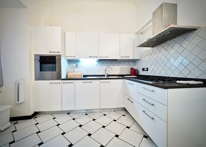 Apartament Dimora Di Famagosta Centro - Genovabnb It Genua