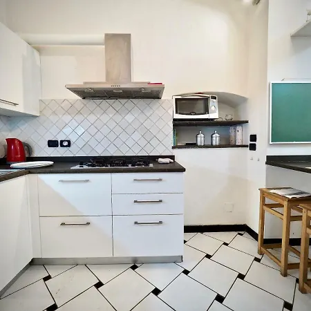 Dimora Di Famagosta Centro - Genovabnb It Appartement Genua